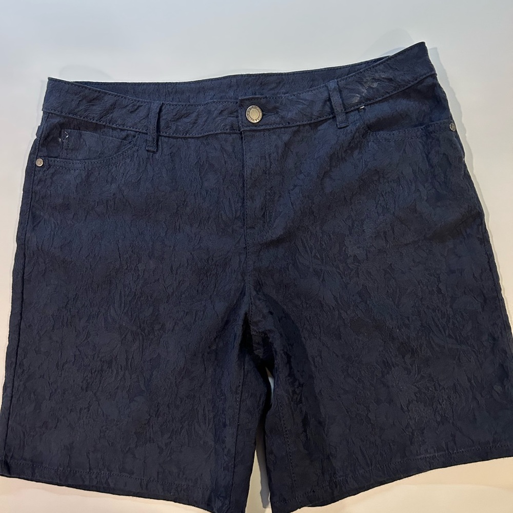 Simply Vera short navy blue print on navy